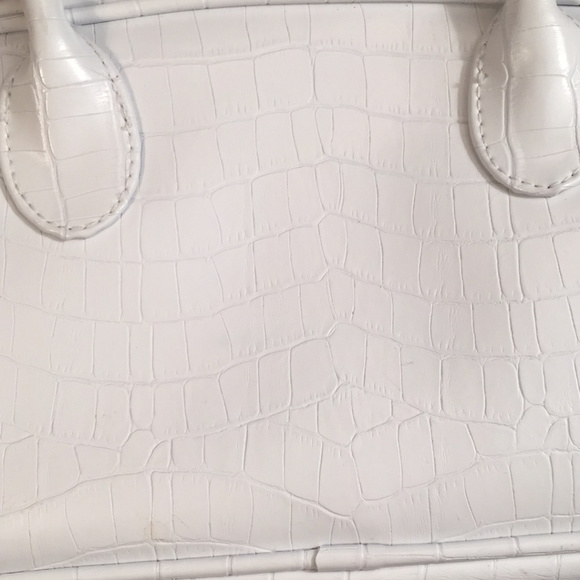 Estee Lauder white purse makeup bag - Picture 8 of 8